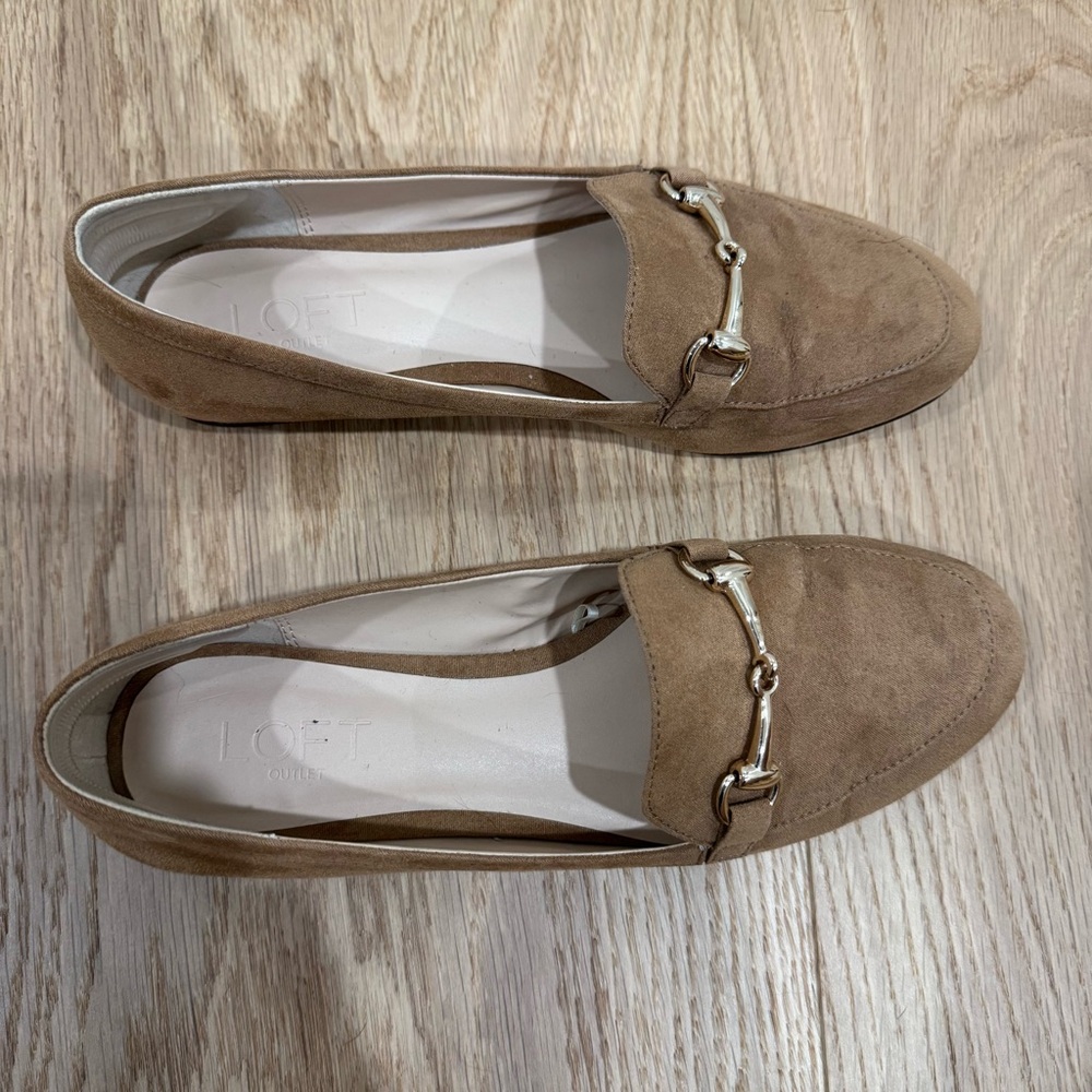 Loft faux suede horse bit loafers Tan. Size 7 - Picture 4 of 11